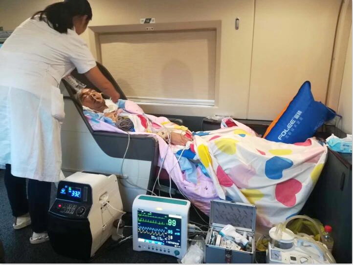 乌鲁木齐租赁急救车联系电话