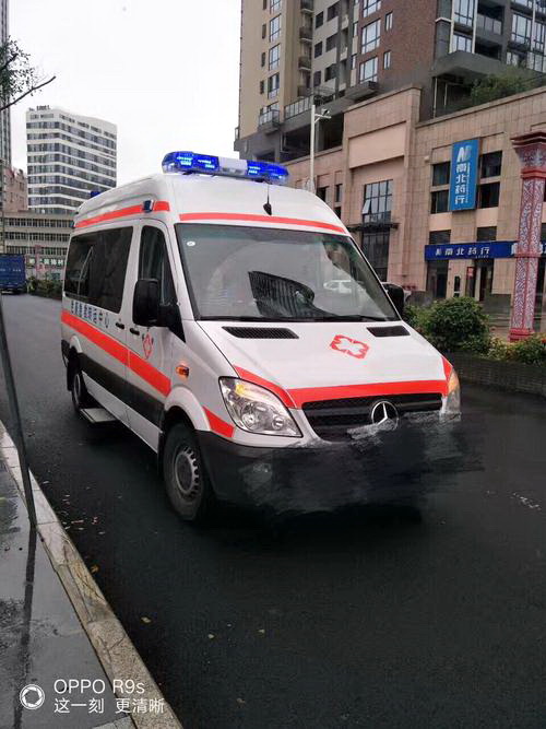 乌鲁木齐救护车出租多少钱