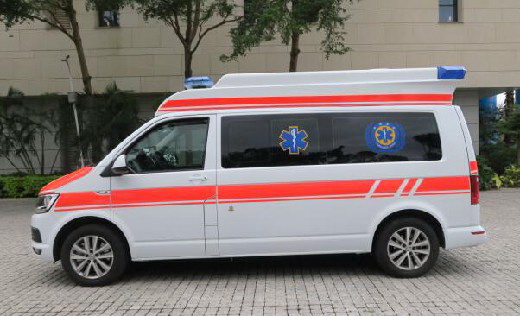 乌鲁木齐私人救护车租车多少钱