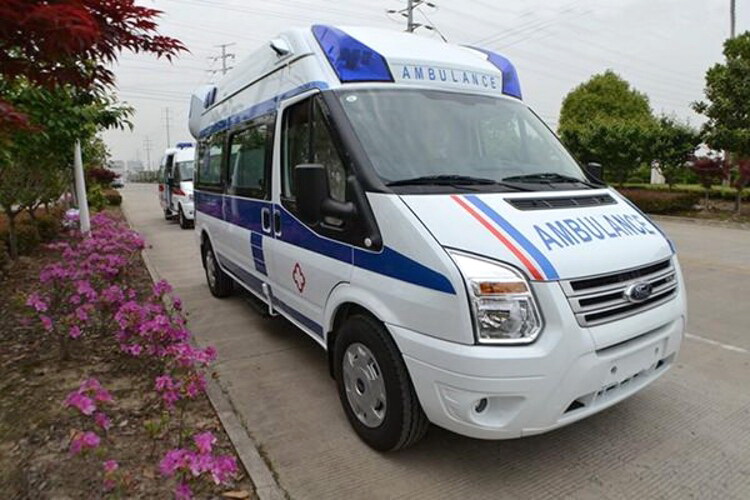 乌鲁木齐急救车租赁联系电话