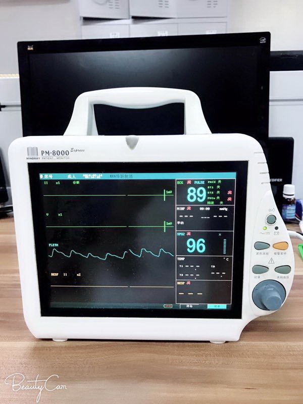 新疆自治区乌鲁木齐沙依巴克私人救护车租赁收费标准