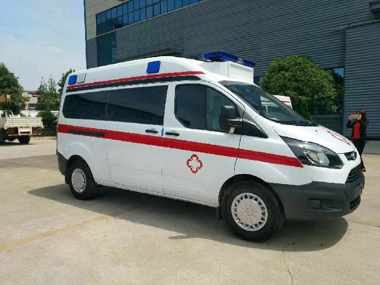 乌鲁木齐私人救护车租赁多少钱