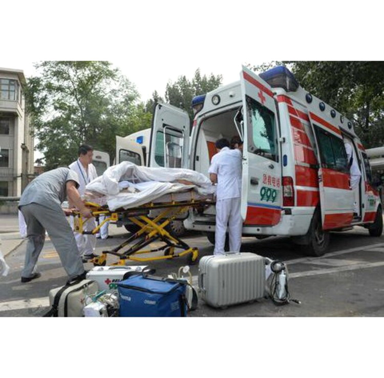 新疆自治区乌市水磨沟私人救护车租赁费用