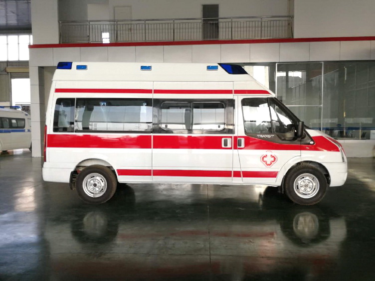 新疆自治区乌市天山区救护车出租费用