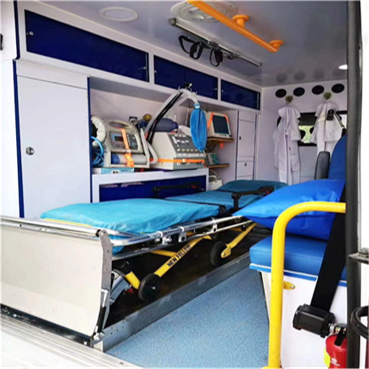 乌鲁木齐私人救护车租赁收费