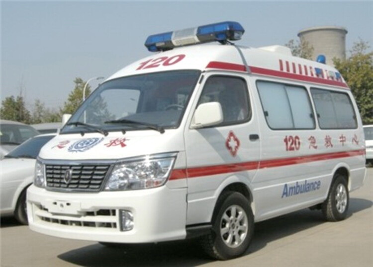 新疆自治区乌市天山救护车收费一般多少钱