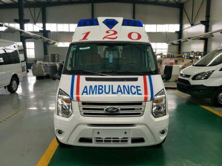 新疆自治区开发区私人救护车出租收费