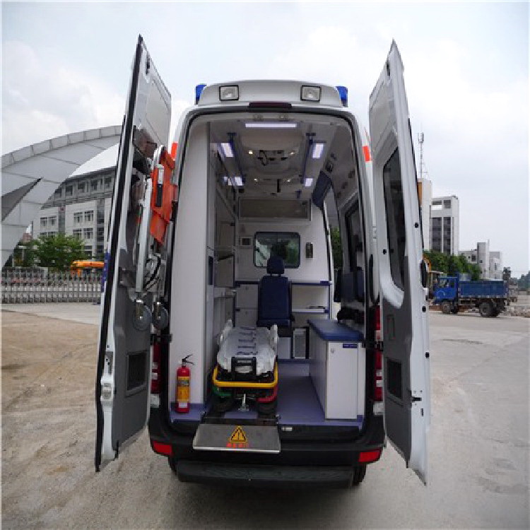 新疆自治区乌市头屯河区私人救护车租车收费