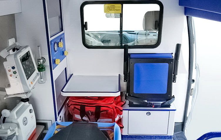 新疆乌市新市区急救车租车多少钱