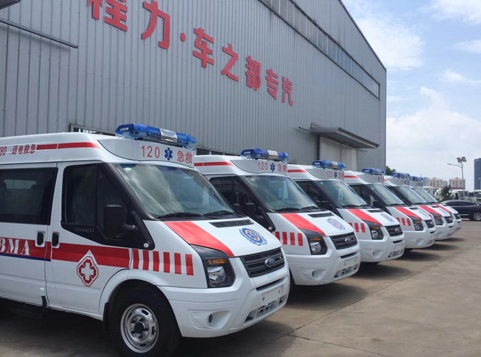 武警新疆生产建设兵团指挥部医院租救护车护送到青海省心血管病专科医院跨省救护车