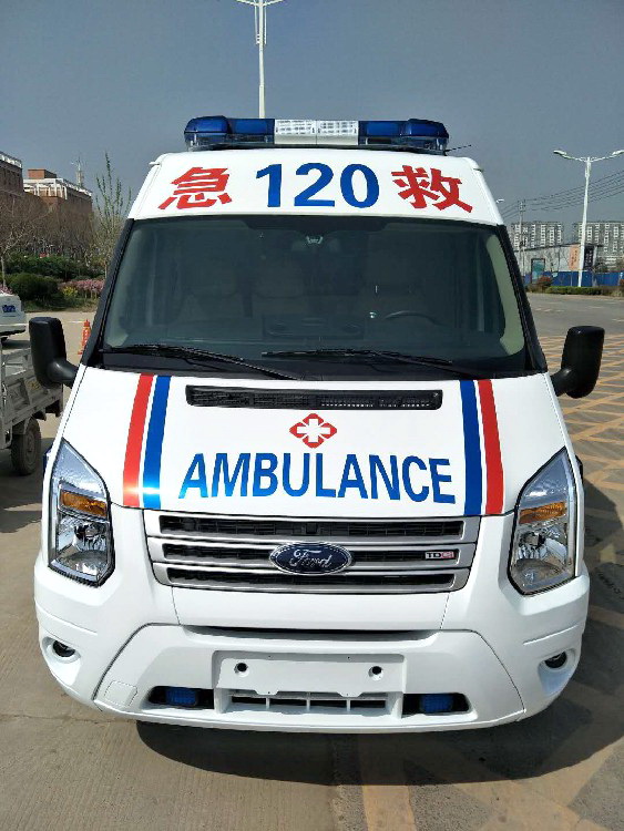 克拉玛依市中心医院租私家救护车转院到沈阳医学院附属第二医院长途救护车出租