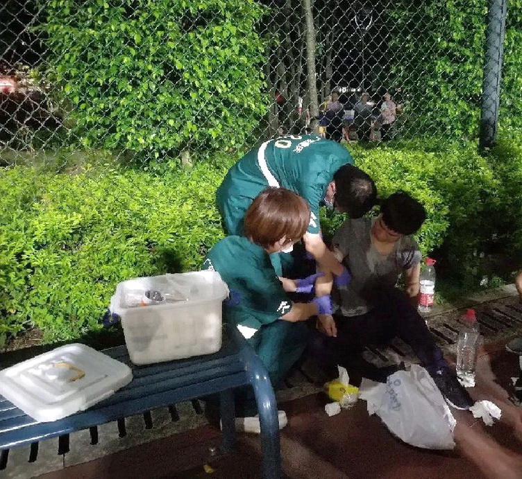 石沙子大学医学院第二附属医院出租急救车护送到西藏自治区人民医院救护车出租租赁