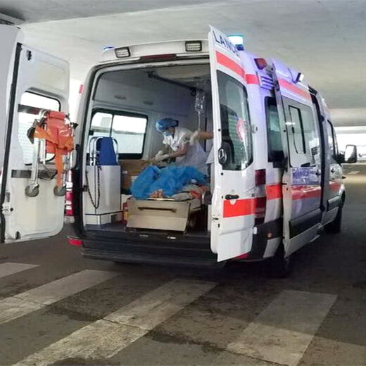 新疆维吾尔自治区中医医院租赁私家救护车转院到广州市职业病防治院急救车出租
