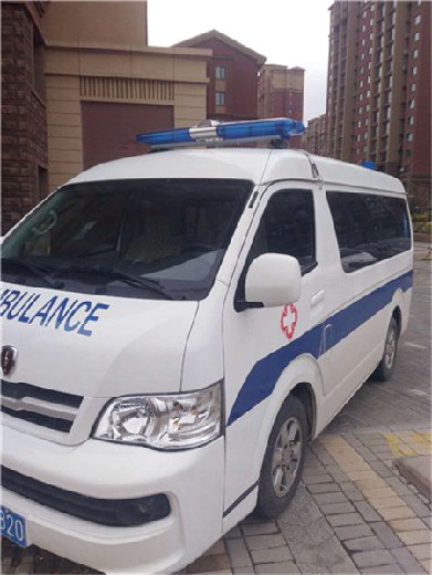 新疆医科大学第五附属医院租私人急救车到北大深圳医院救护车出租