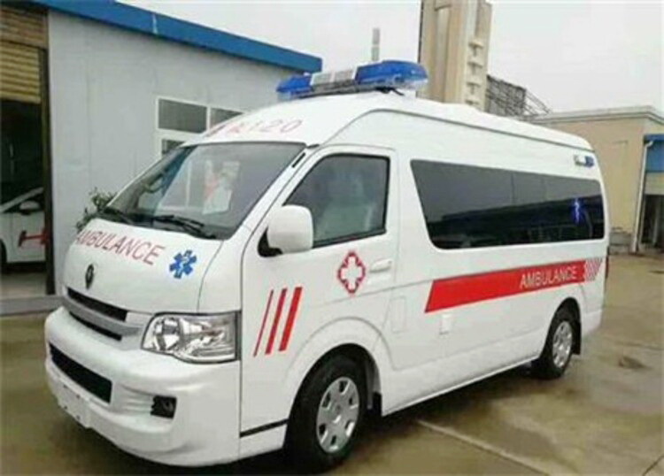 武警新疆生产建设兵团指挥部医院私人救护车租赁到遵义医学院附属口腔医院救护车出租公司