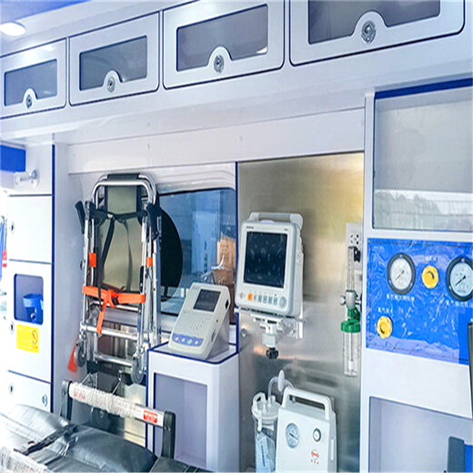 新疆医科大学第二附属医院老院租私人救护车转院到苏州大学附属第二医院（苏大二附院）救护车出租