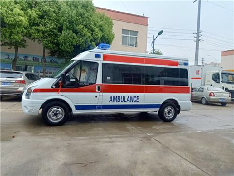 武警新疆生产建设兵团指挥部医院租用私人救护车护送到临沂市中医医院租赁救护车
