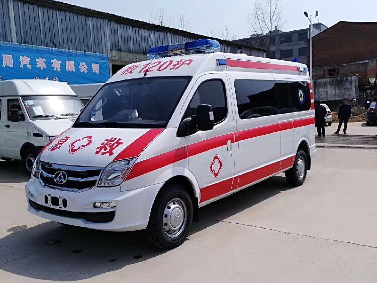 新疆维吾尔自治区人民医院租用私人救护车护送到通化矿务局总医院救护车叫一次要多少钱