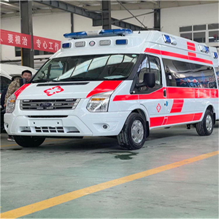 新疆伊犁哈萨克自治州友谊医院救护车出租到太原铁路中心医院(铁路中心医院)救护车出租租赁