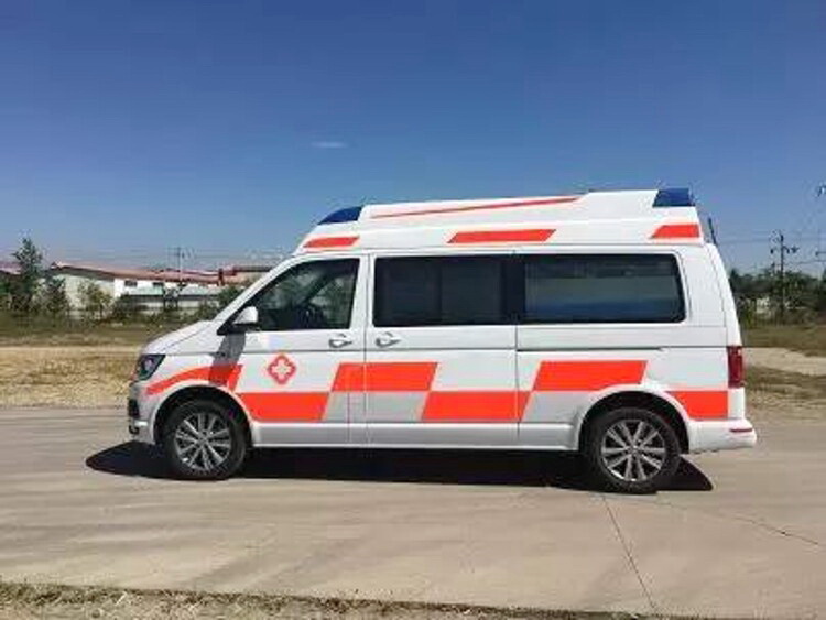 乌鲁木齐头屯河转院救护车费用怎么收取