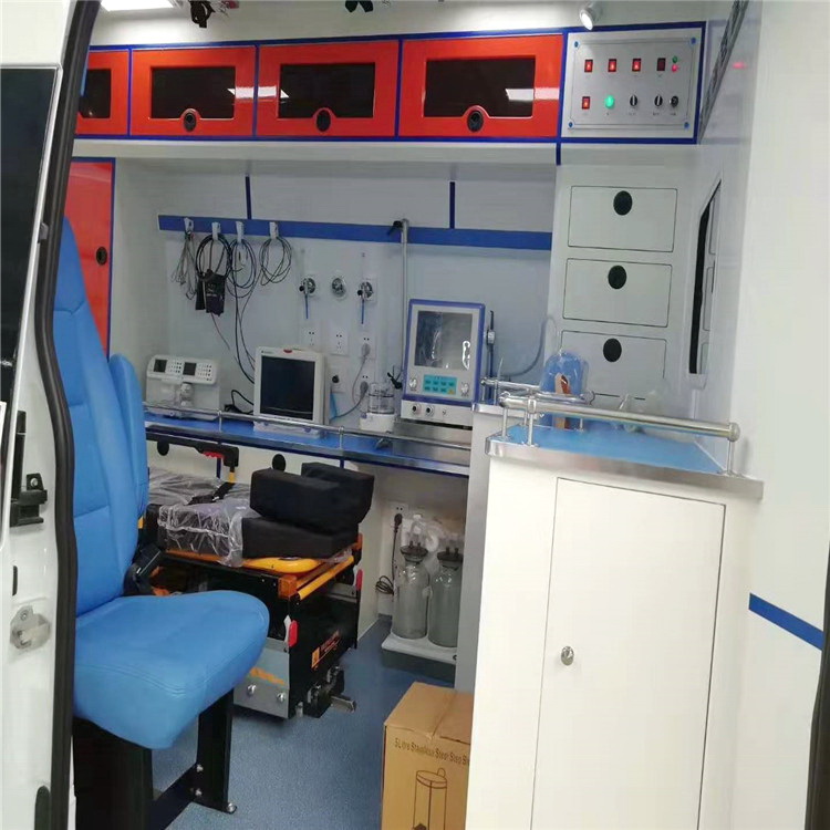 新疆自治区乌鲁木齐市开发区转院急救车多少钱一公里