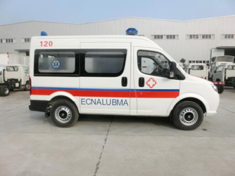 新疆自治区乌鲁木齐新市区私人救护车出租收费