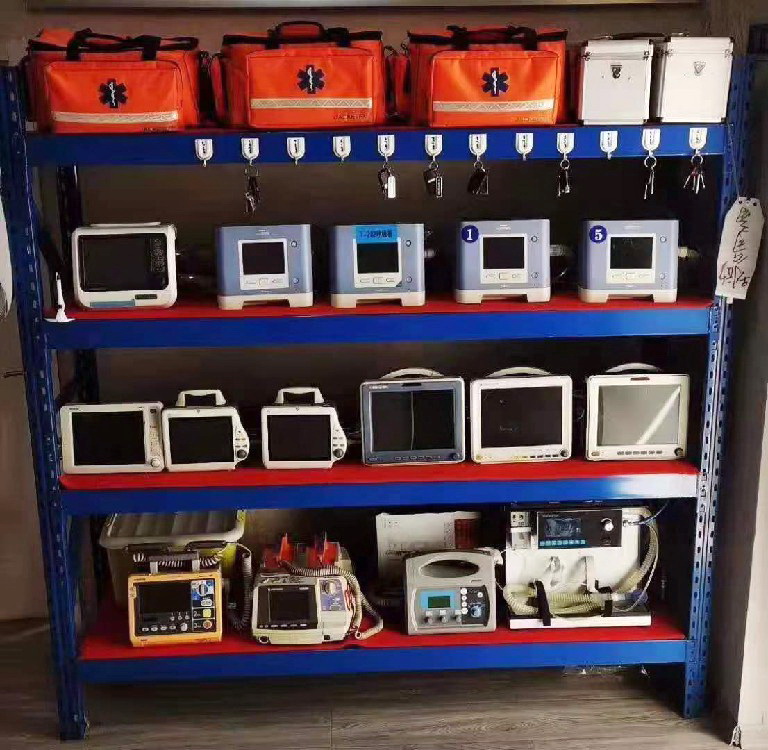 新疆自治区水磨沟区长途救护车出租护送多少钱