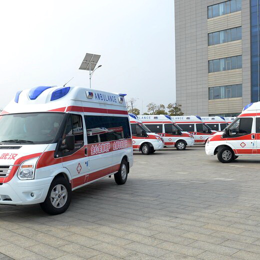 新疆乌市水磨沟救护车异地转院收费