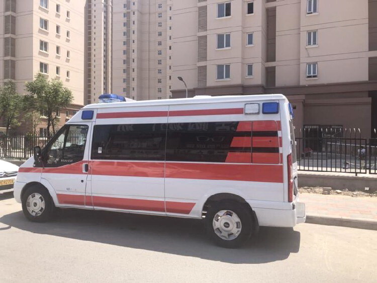 乌鲁木齐市达坂城专门接送病人的车号码多少钱啊