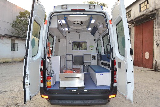 达坂城救护车出租收费标准